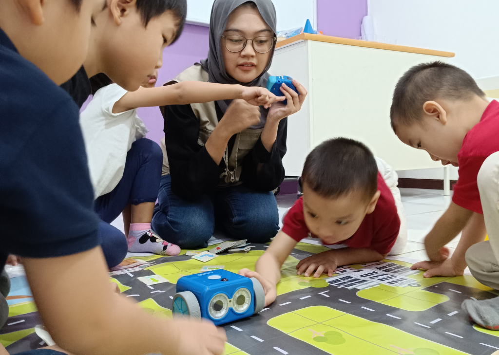 Program coding & robotics yang ada di ALFA and Friends Centre